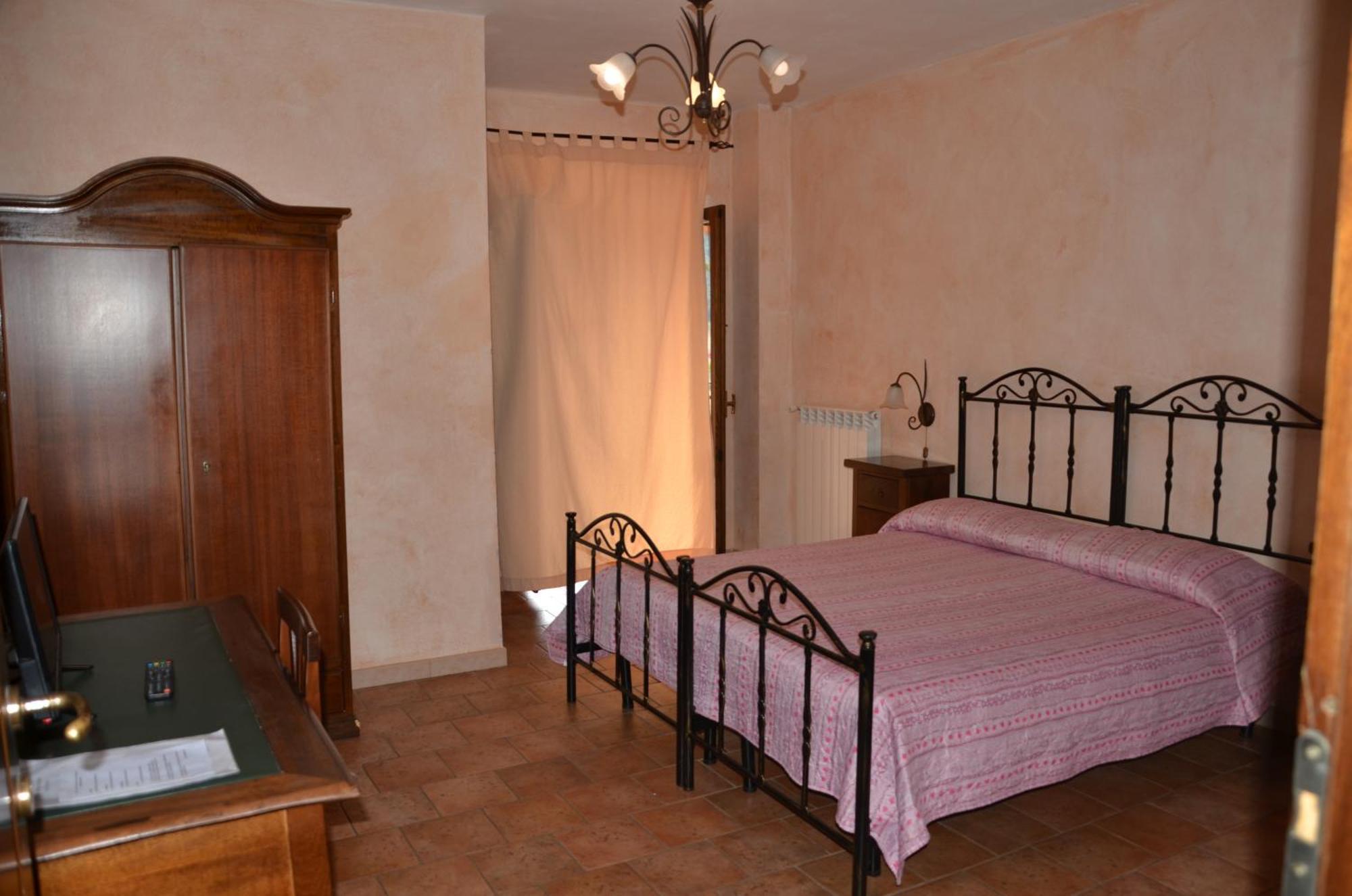 Agriturismo Masseria Castiglione Gallicchio Екстер'єр фото